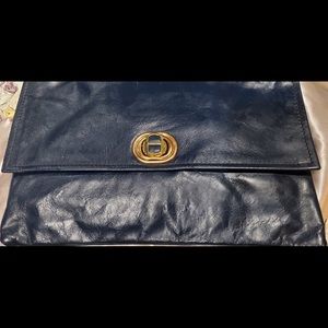 GUC Vintage Soft Leather navy clutch